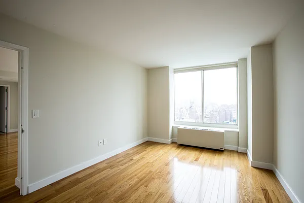 Rented by Stonehenge NYC LLC | media 31