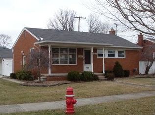 24625 Adlai Ave, Eastpointe, MI 48021