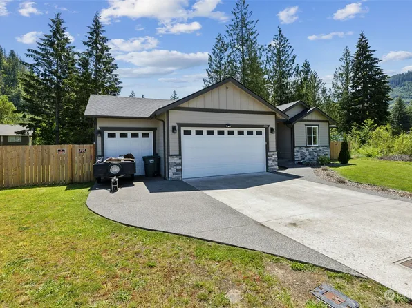 8204 Colfax Court, Maple Falls, WA 98266