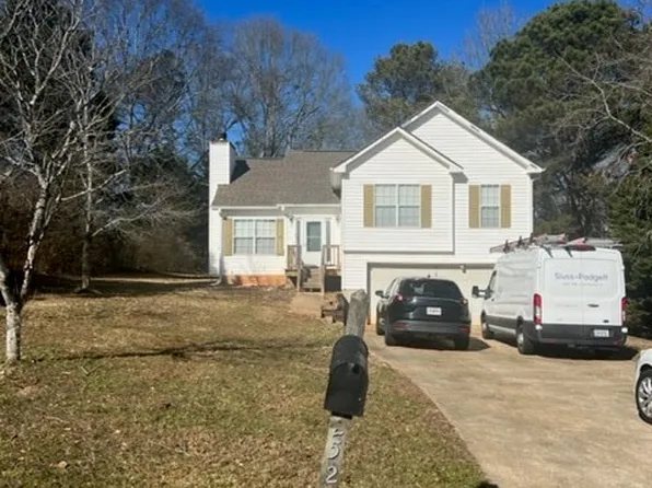 252 Thorn Brook Circle, Bethlehem, GA 30620