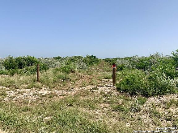 2nd image of 3969 County Road 104