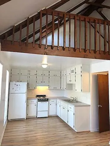 2609 Hillsdale Ave #B — Photo 3