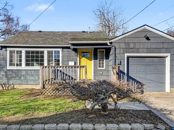 995-985 Garnet St NE, Salem, OR 97301