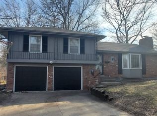 8705 E 79th St, Raytown, MO 64138
