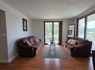 901 Hillcrest Dr APT 215, Hollywood, FL 33021