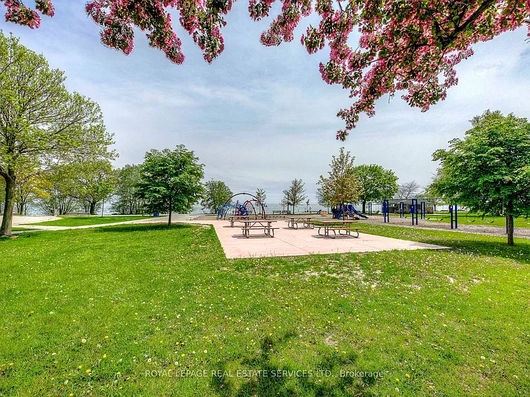 1900 Lake Shore Blvd W #701 — Photo 39