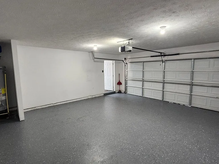 3049 Winding Grove Dr — Photo 18