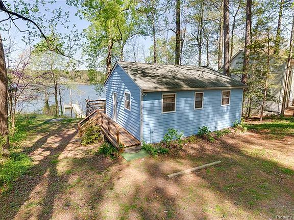 2nd image of 11064 Ferry Creek Ave