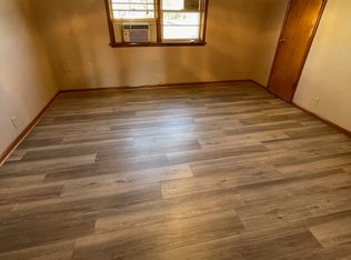 7721 N Clinton St #B, Terre Haute, IN 47805