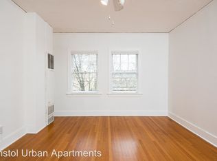 3056 NE Holladay St APT 304, Portland, OR 97232