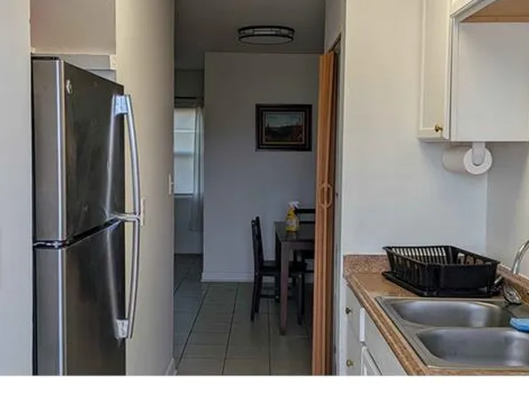 877 Virginia Ave, Atlanta, GA