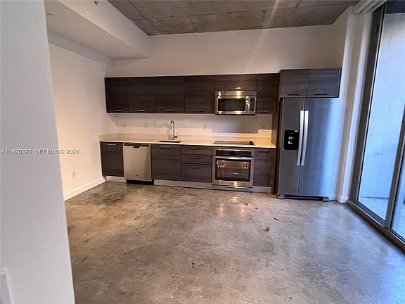 KITCHEN /LIVING AREA