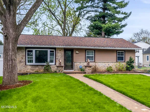 201 Hollowbrook Drive, Ewing, NJ 08638