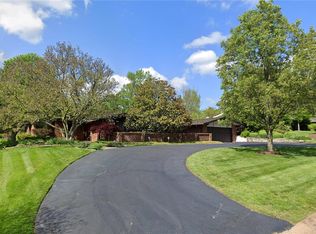 18 Sunswept Dr, Saint Louis, MO