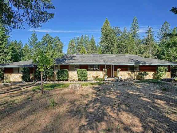 3rd image of 4401 Blue Bar Dr