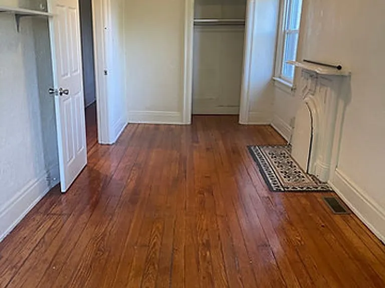 321 S Main St — Photo 6