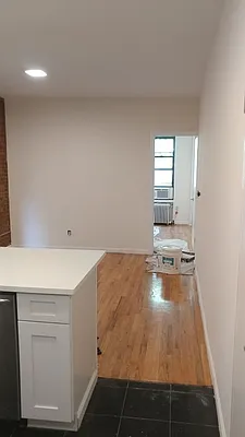 Rented by Bond New York | media 19