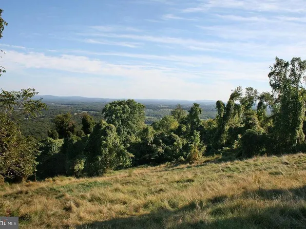Frasier Hill Ln, Bluemont, VA 20135