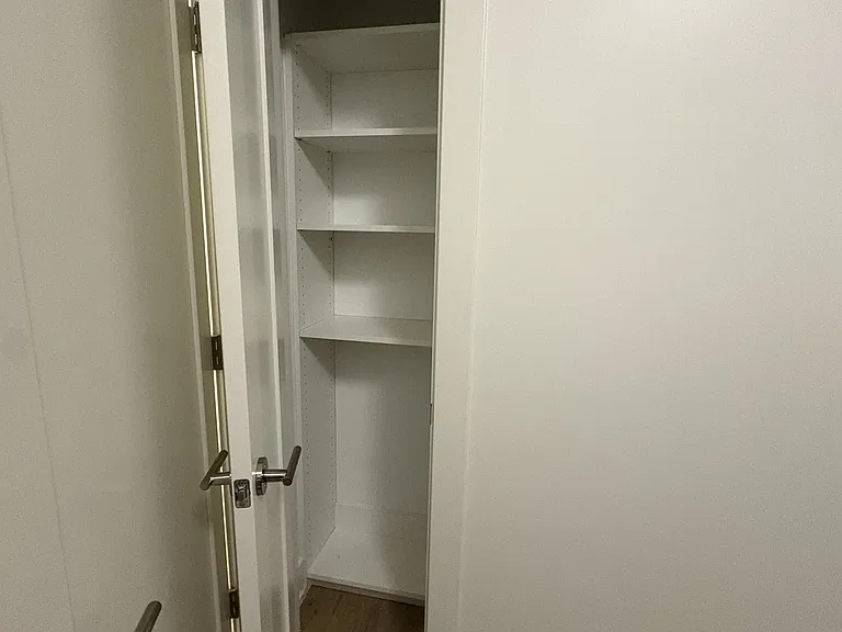 6317 S Rhodes Ave — Photo 7