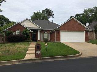 5727 Thomas Nelson Dr, Tyler, TX 75707