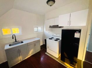 65 W 24th St #4E, Bayonne, NJ 07002