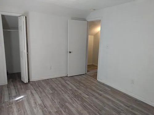 110 Williams Ave Photo 1