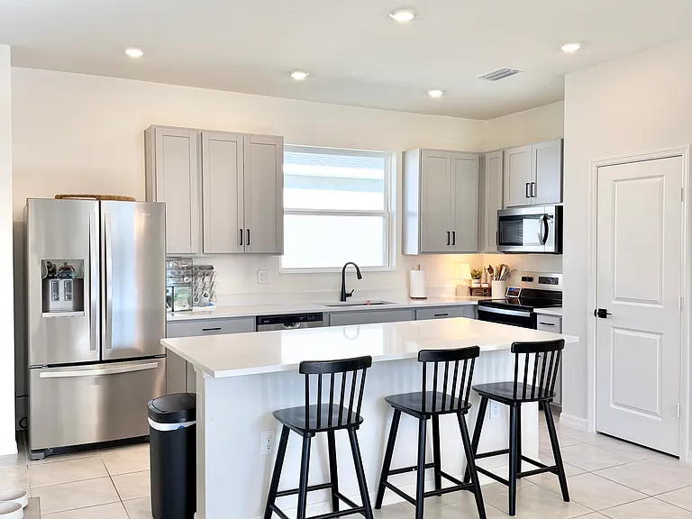 639 Alder Ln — Photo 8