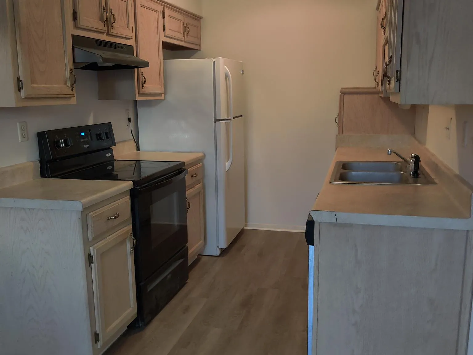3 bed, 1205 sqft, $1,325 — Photo 4