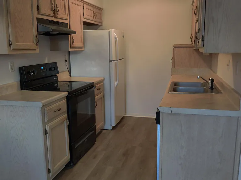 1668 Beaver Trail Dr — Photo 4