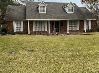 1814 McClain Dr, Greenville, MS 38701