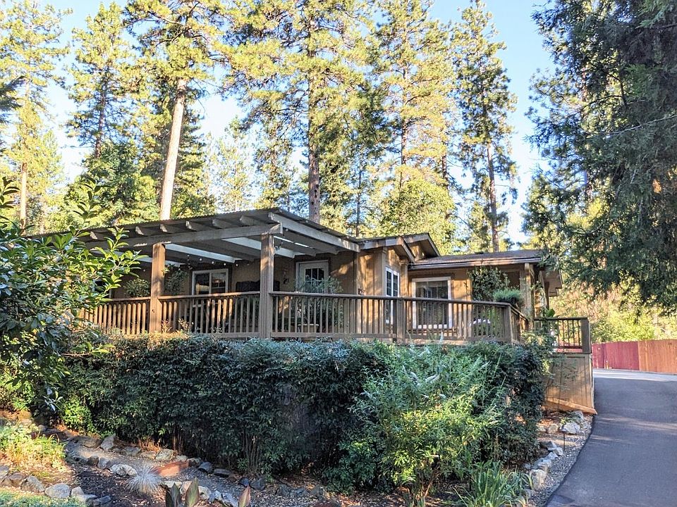 1st image of 15256 Kingsbury Cir
