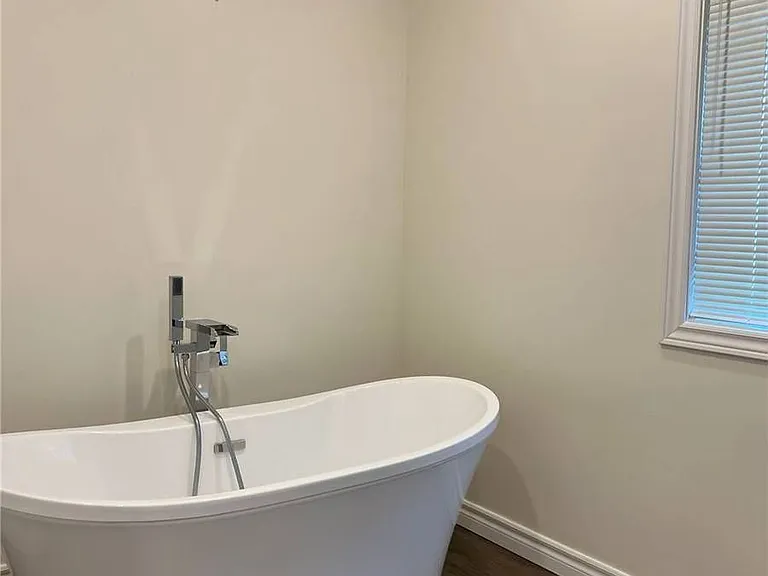 1241 Maple Ridge Dr — Photo 18