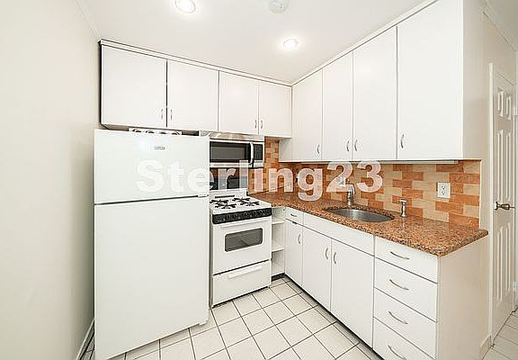 3rd image of 30-14 70th St #1
