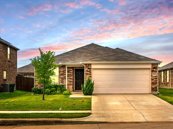 1320 Vernon Dr, Aubrey, TX 76227