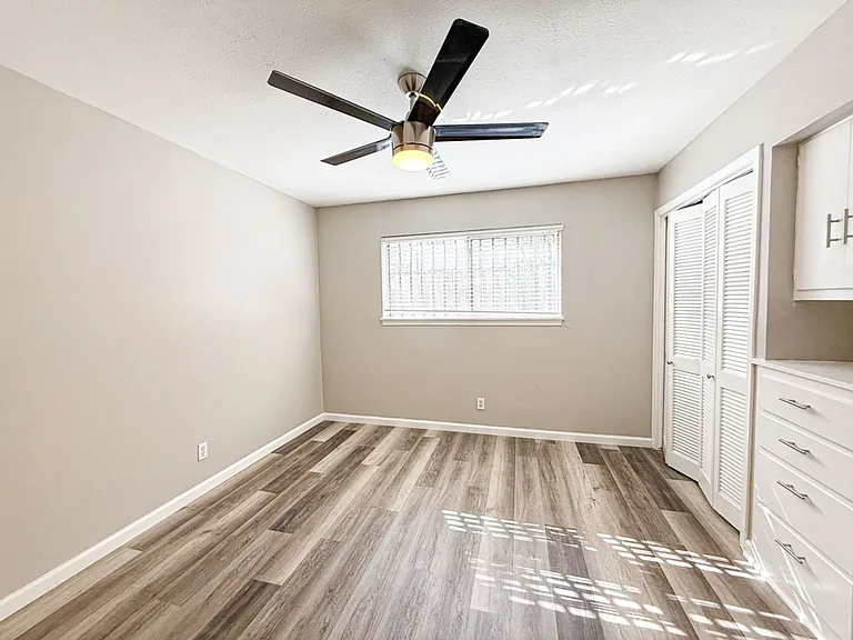 5001 Bowser Ave #103 — Photo 9