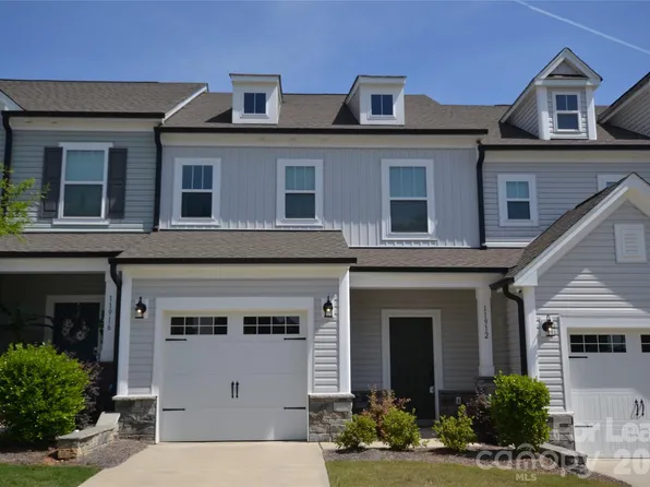 11912 Basking Dr, Charlotte, NC 28214