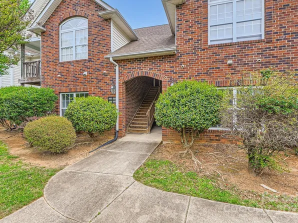 2515 Carya Pond Ln, Charlotte, NC 28212