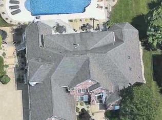 3210 Crosshill Ct, Prospect, KY 40059