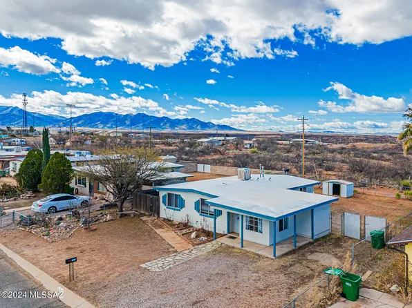 719 N Skyline Dr, Huachuca City, AZ 85616
