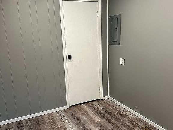 4th image of 641 Lakeview Dr