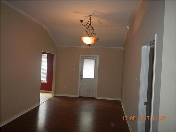 3rd image of 18 Jasmine Ln