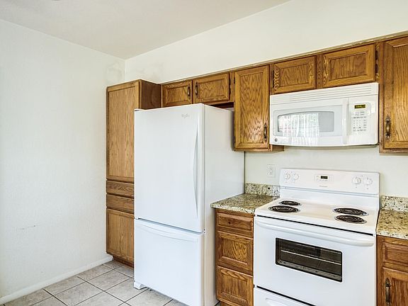 3rd image of 2450 W Drachman St
