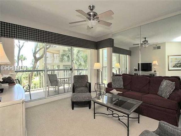 4th image of 77 Ocean Ln APT 116