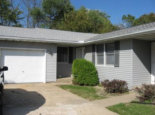 1733 W Grandridge Dr APT B, Dunlap, IL 61525