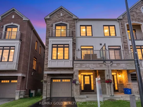 1250 Restivo Ln, Milton, ON L9E 1J9
