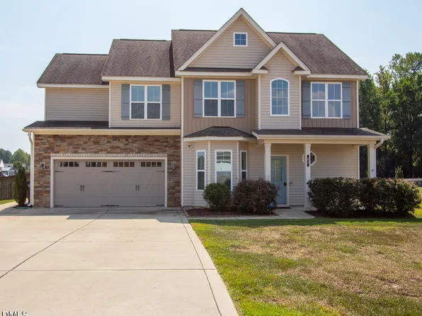 85 Squire St, Fuquay Varina, NC 27526
