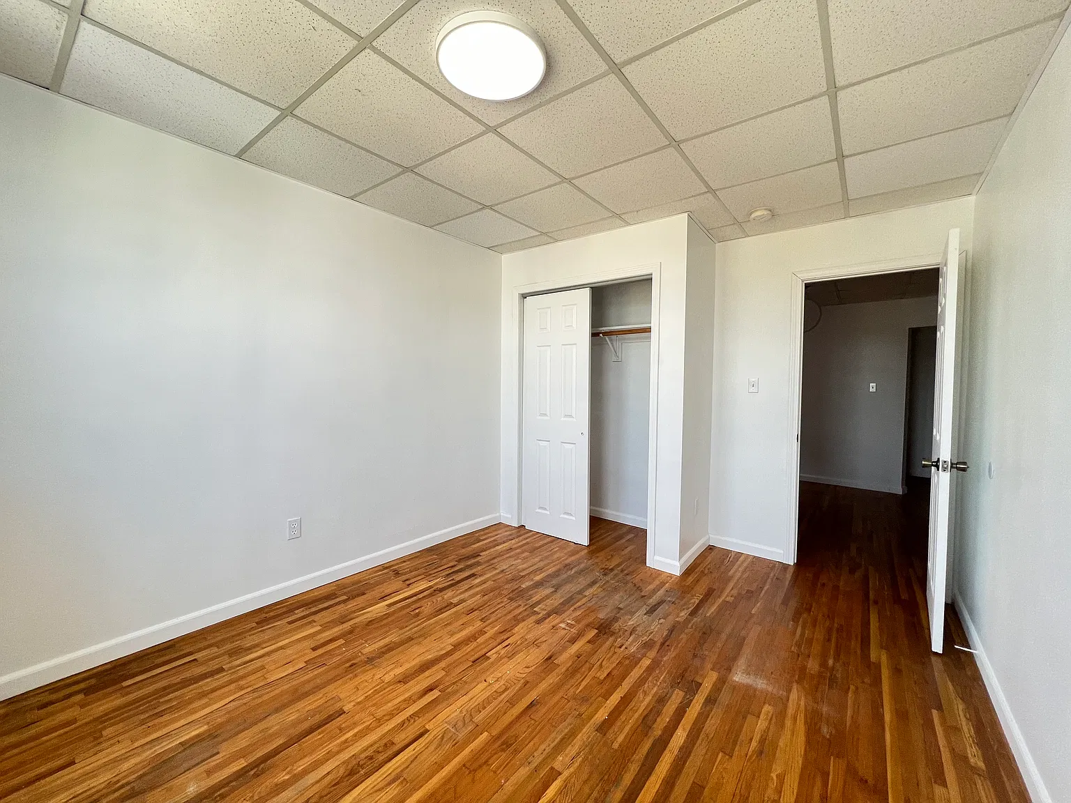 179 W 48th St — Photo 3