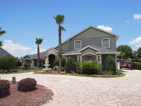 Front  Circular Paver Drive