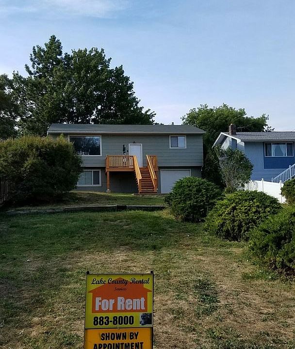 1st image of 8 11th Ave E