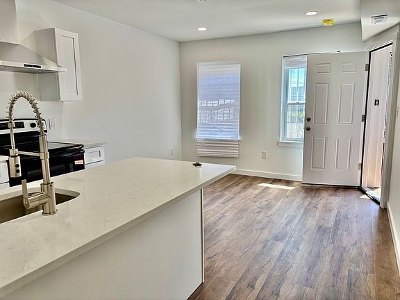4th image of 5819 Theodore St Floor 2
